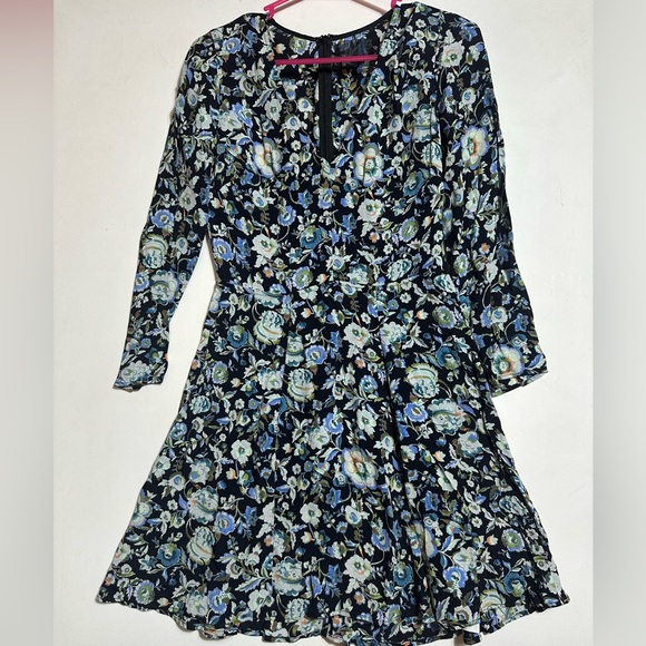 Reformation Dresses & Skirts - Vintage Reformation Floral Blue and White Dress